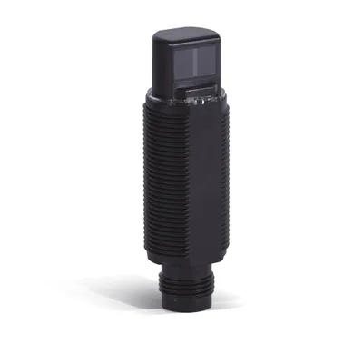 M18 right-angle plastic retro-reflective PNP sensor