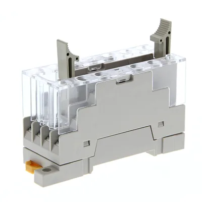 SOCKET