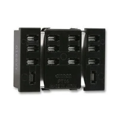 Solder socket 14 pin flush mount
