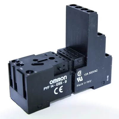 Black socket ncno on top